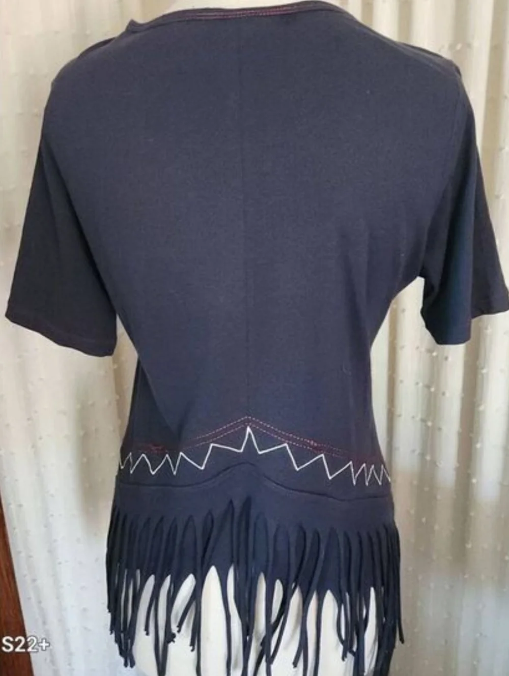 Cruel Women’s Navy short sleeved Fringed Western Inspired V-Neck Knit Top - Picture 5 of 8